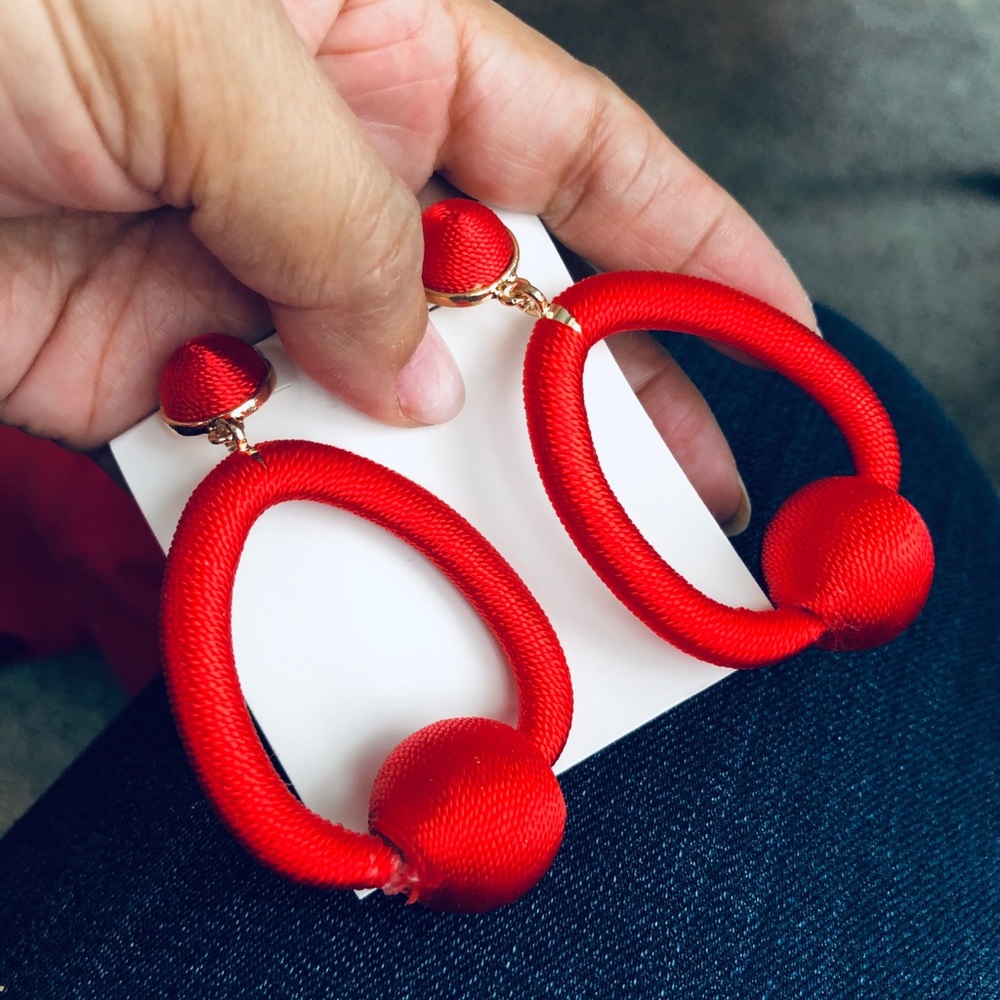 Massive red earrings - Picture 5 of 5
